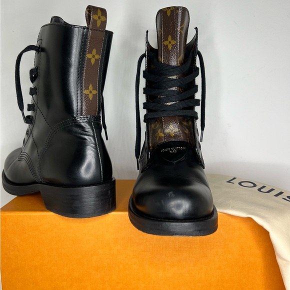 Louis Vuitton Metropolis Flat Ranger Boots - Picture 4 of 8